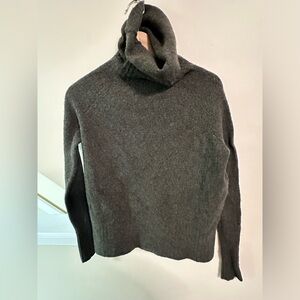 aritzia community plutarch sweater